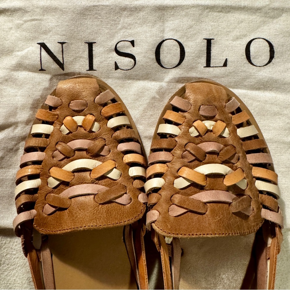 Nisolo Huarache Flats, Almond (tan) - Women’s size 8